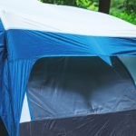 Das Zelt vor Regen und Nässe schützen – so geht’s